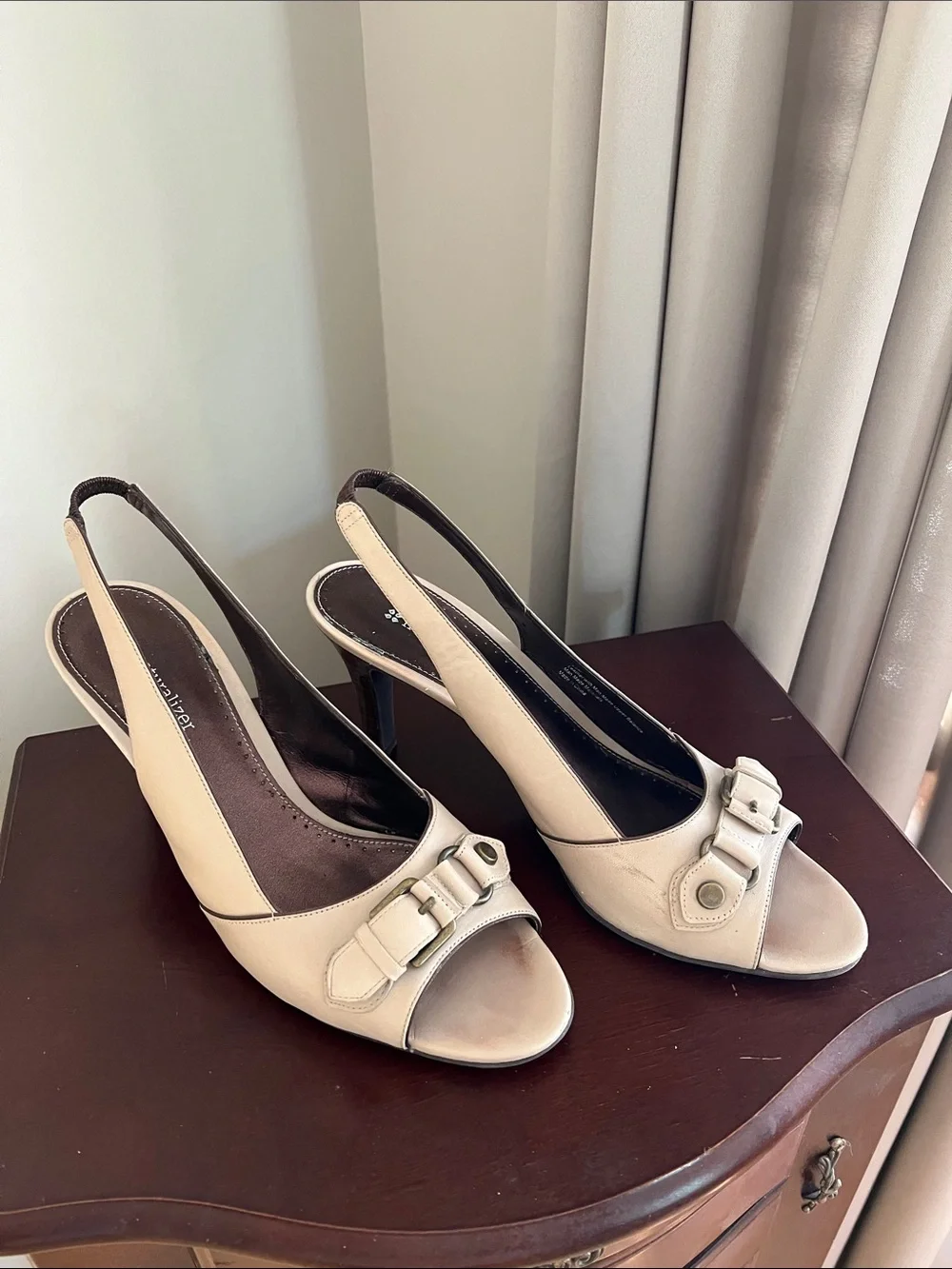 Naturalizer - Beige Open-Toe Slingback Heels with Buckle Accent - 9.5
